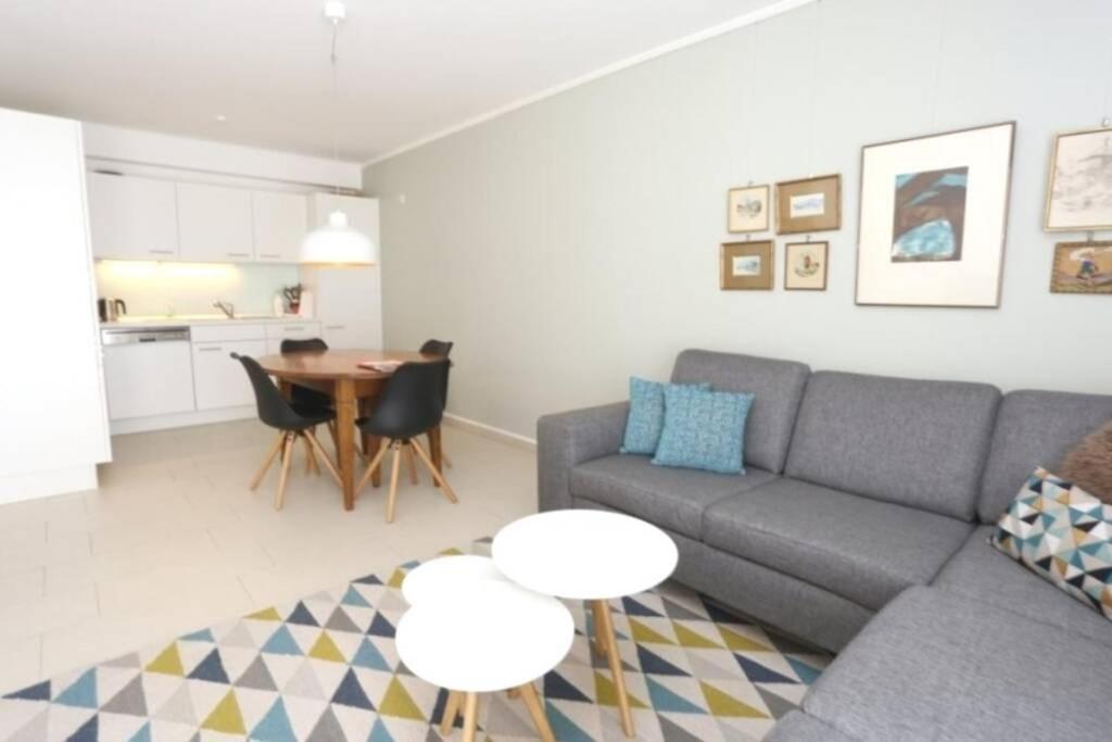 Large Family Retro Flat In City Center- Large Terrace & Garden View, Free Parking ลักเซมเบิร์ก ภายนอก รูปภาพ